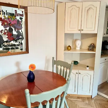 2 Bedroom